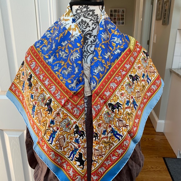 Authentic HERMES Scarf - Picture 2 of 13